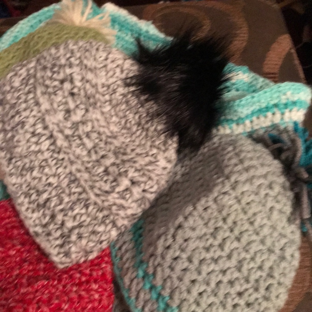 Custom Made Crochet Sets/ Hats/ Booties / Beanies - image 3